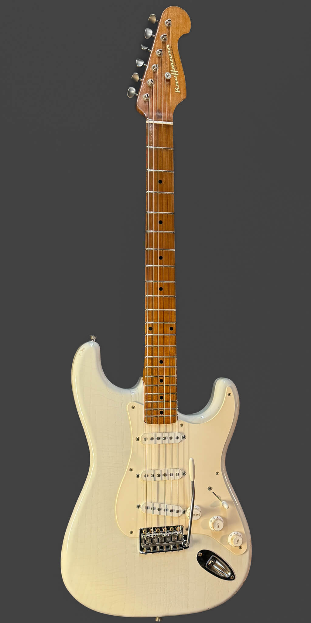 Kauffmann Guitars 56 S Olympic White Light Aged