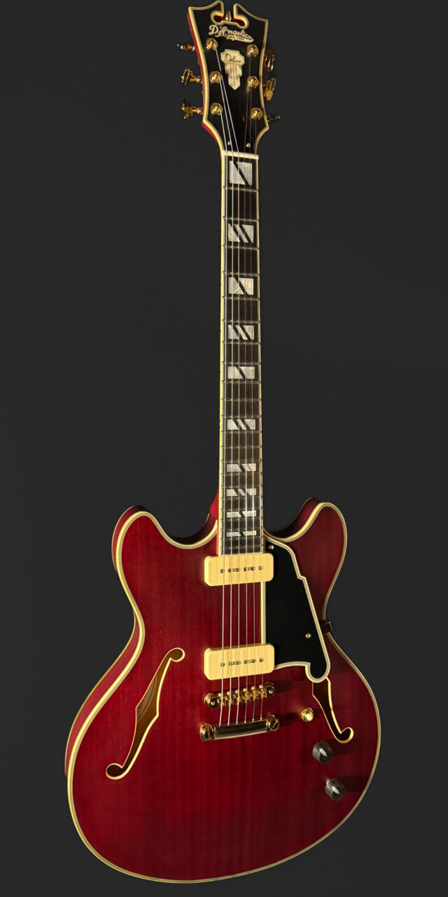 D`Angelico Deluxe DC P-90 Vintage Natural