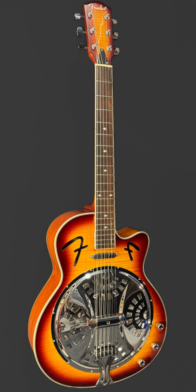 Fender FR50CE