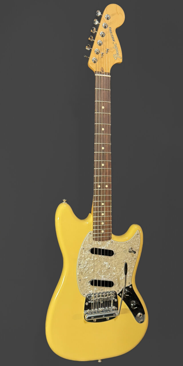 Fender Mustang American Performer 2023 Vintage White