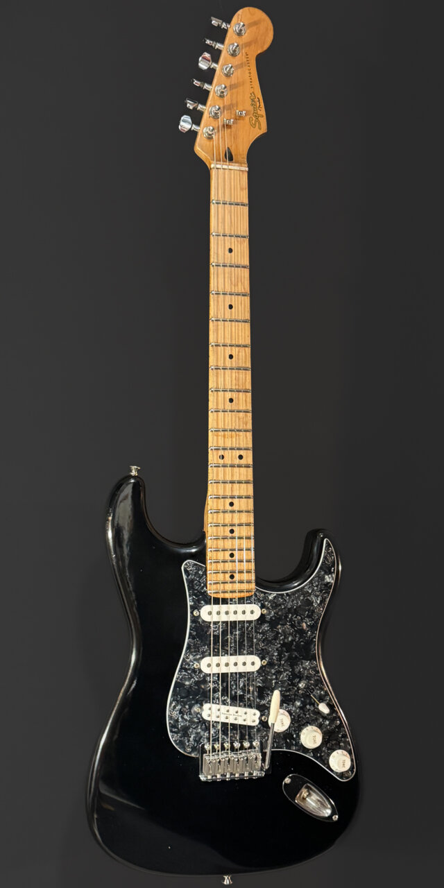Fender/Squier Rescue-Relic Stratocaster