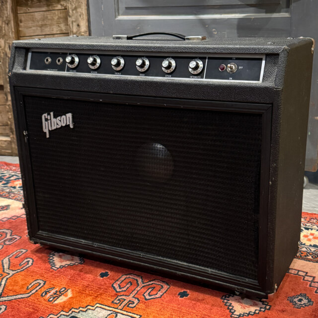 Gibson G40 combo n. 1972