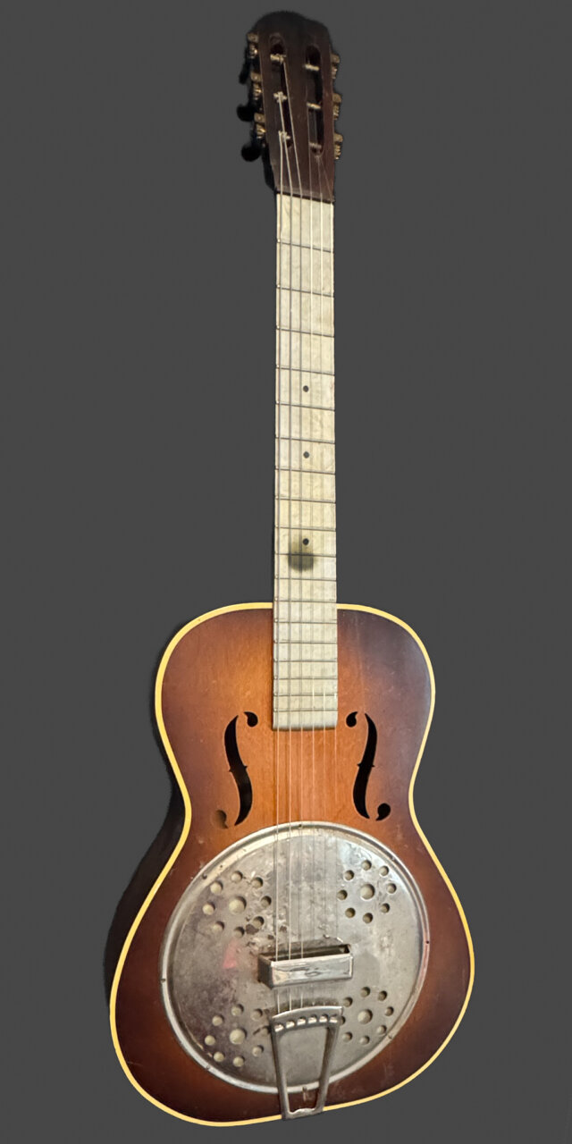 Harmony Faux Resonator 1946