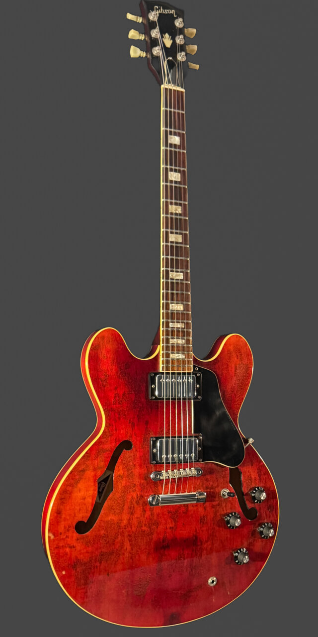 Gibson ES-335TD 1975 Wine Red PLAYER
