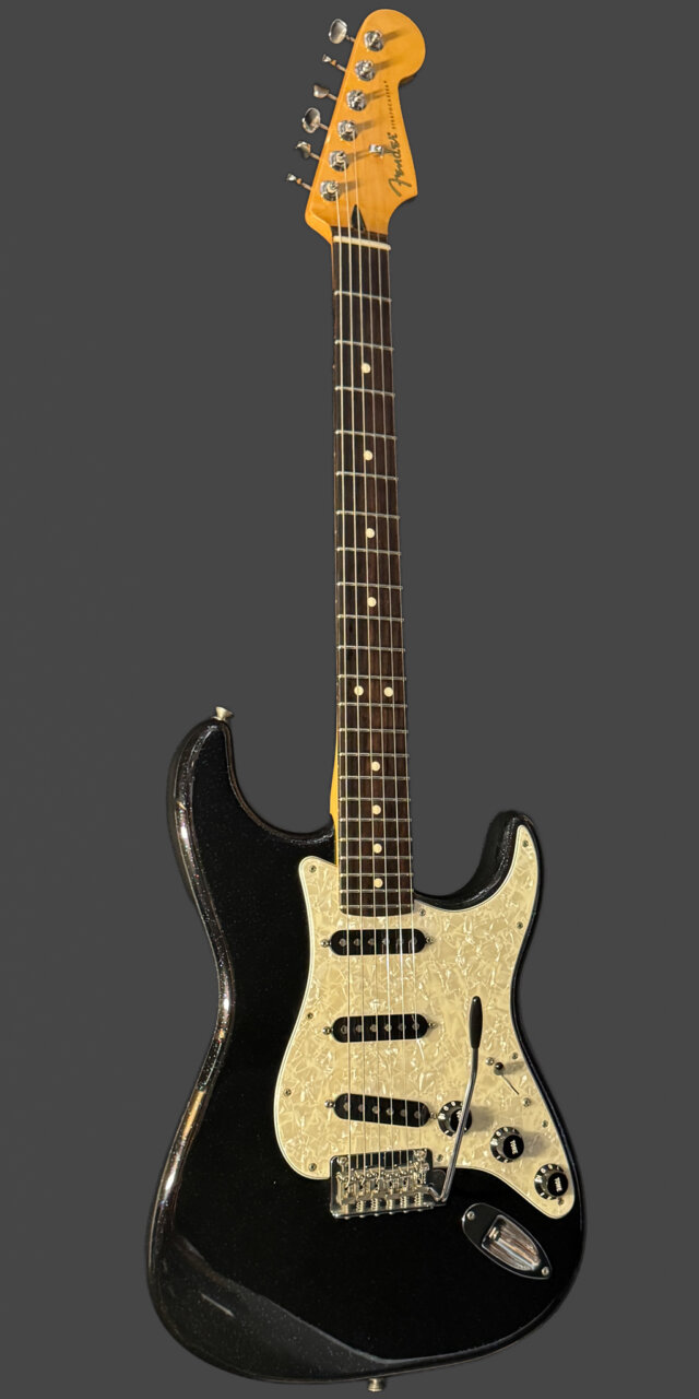 Fender Stratocaster 70th Anniversary Player Nebula Noir 2023